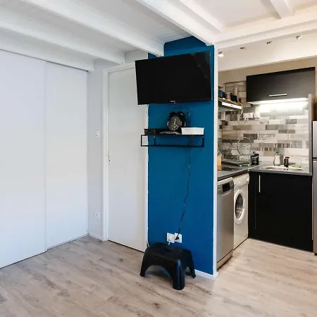 Apartment T2 Mezzanine Narbonne-plage - 6 Pers, Proche Plage, Parking Gratuit, Sans Animaux - Fr-1-409-243 *